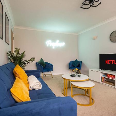 Stylish 2 Bedroom In Central Brighton Free Parking Near Beach And Train Station ภายนอก รูปภาพ