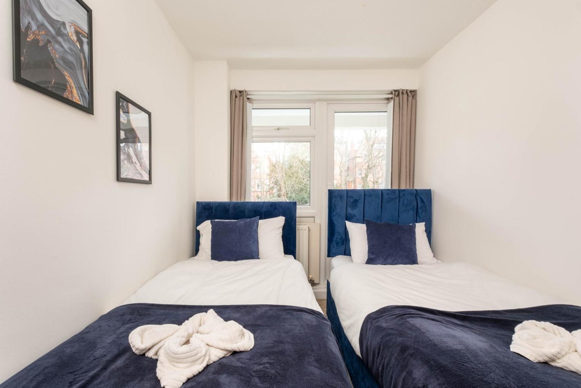 Stylish 2 Bedroom In Central Brighton Free Parking Near Beach And Train Station ภายนอก รูปภาพ