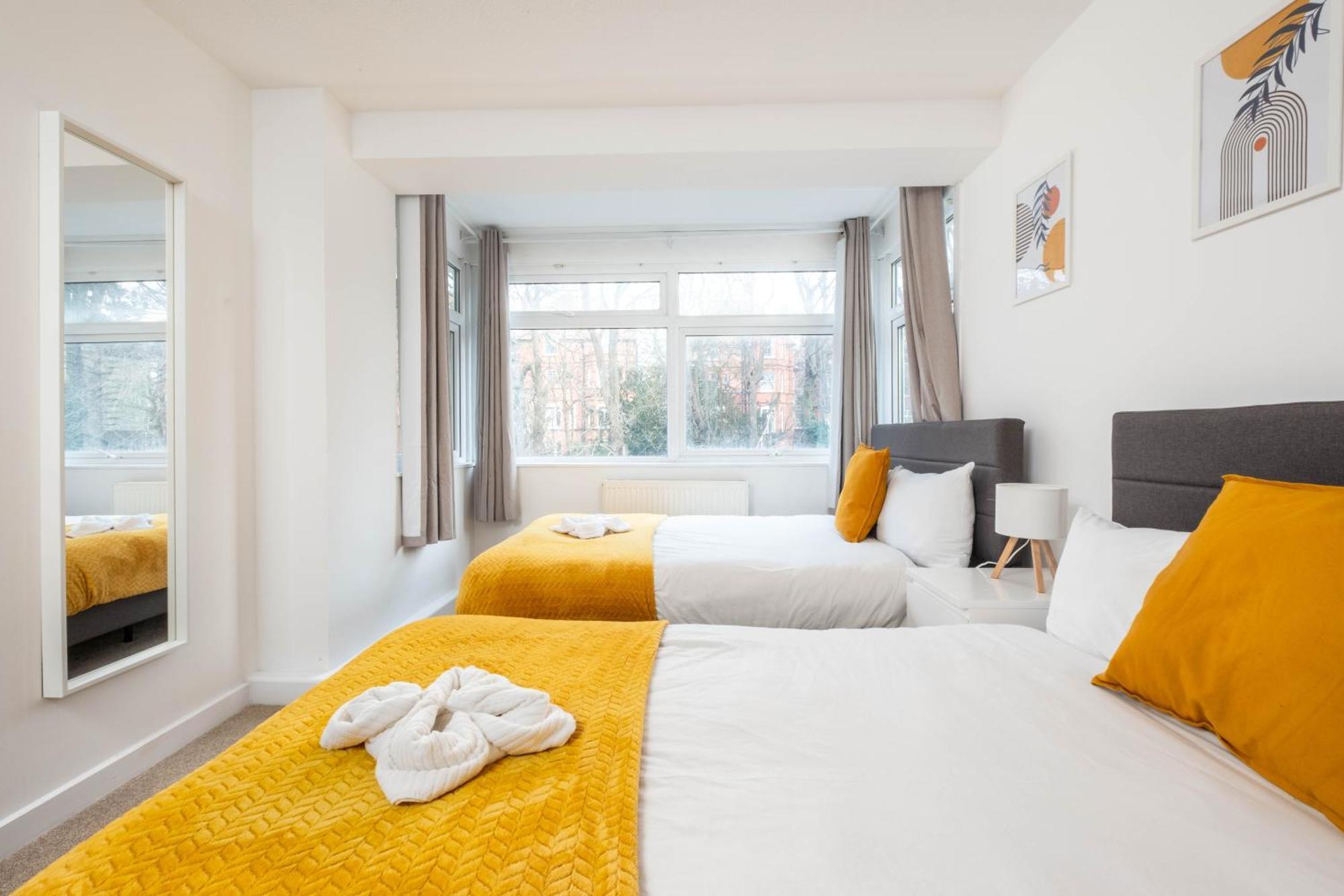 Stylish 2 Bedroom In Central Brighton Free Parking Near Beach And Train Station ภายนอก รูปภาพ