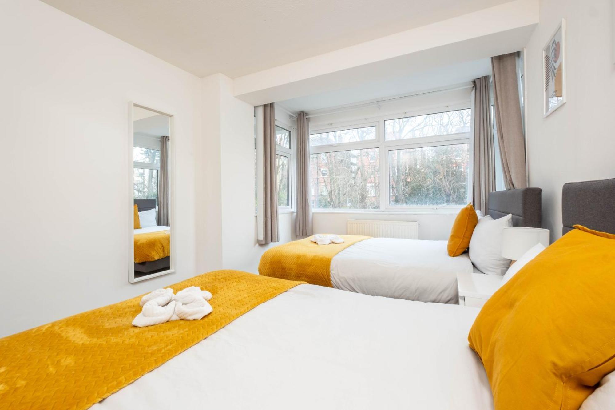 Stylish 2 Bedroom In Central Brighton Free Parking Near Beach And Train Station ภายนอก รูปภาพ